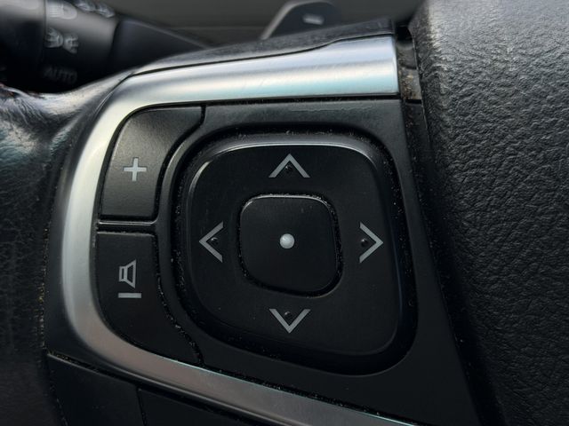2017 Toyota Camry XSE V6 Automatic - 23071290 - 13