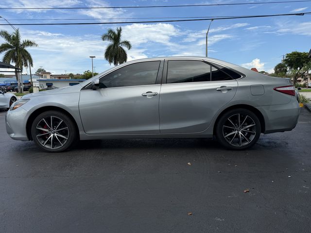 2017 Toyota Camry XSE V6 Automatic - 23071290 - 1