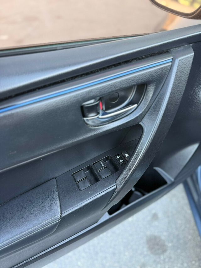 2017 Toyota Corolla  - 23029567 - 19