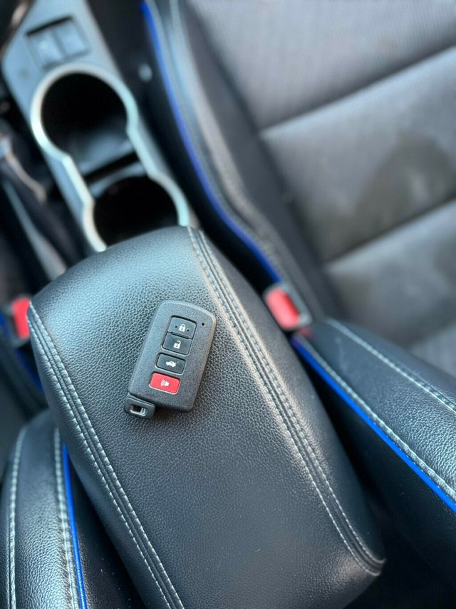 2017 Toyota Corolla  - 23029567 - 23