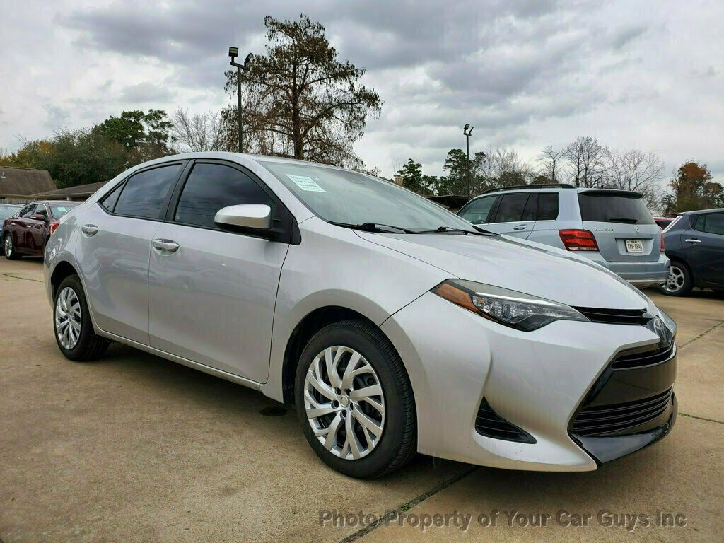 2017 Toyota Corolla  - 22981914 - 12