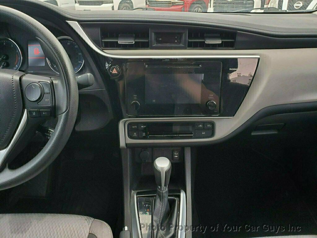 2017 Toyota Corolla  - 22981914 - 17