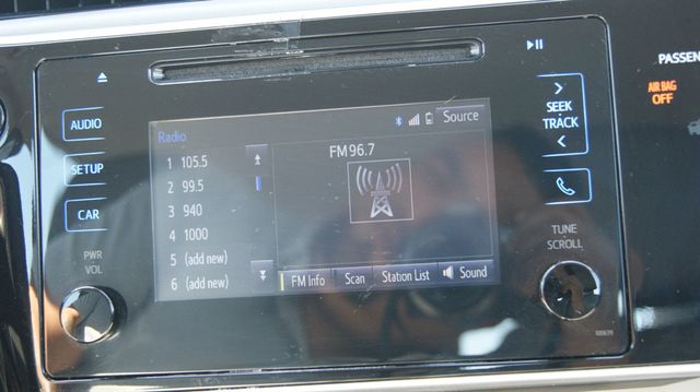 2017 Toyota Corolla JUST SRVICED , VERY CLEAN INSIDE AND OUT  - 22806235 - 16