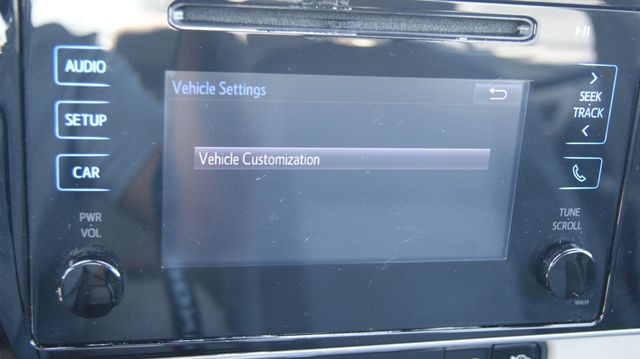 2017 Toyota Corolla JUST SRVICED , VERY CLEAN INSIDE AND OUT  - 22806235 - 24