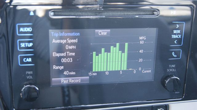 2017 Toyota Corolla JUST SRVICED , VERY CLEAN INSIDE AND OUT  - 22806235 - 26