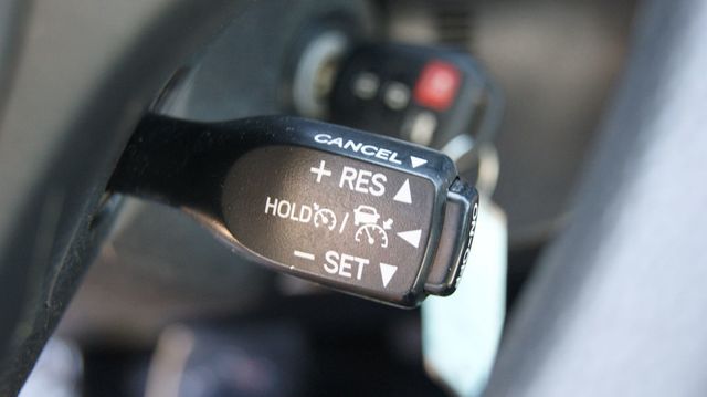 2017 Toyota Corolla JUST SRVICED , VERY CLEAN INSIDE AND OUT  - 22806235 - 28