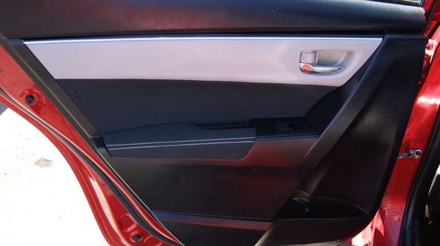 2017 Toyota Corolla JUST SRVICED , VERY CLEAN INSIDE AND OUT  - 22806235 - 44