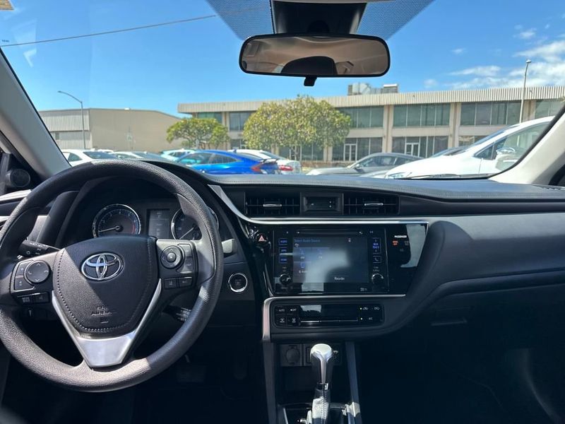 2017 Toyota Corolla L - 22943625 - 12