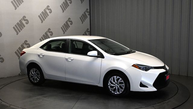 2017 Toyota Corolla LE - 23078334 - 2