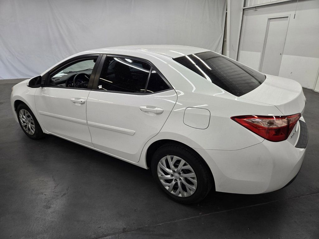 2017 Toyota Corolla LE - 22967881 - 2