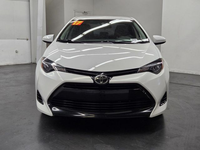 2017 Toyota Corolla LE - 22967881 - 4