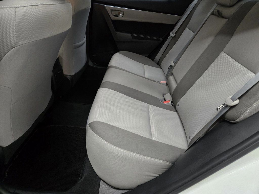 2017 Toyota Corolla LE - 22967881 - 8