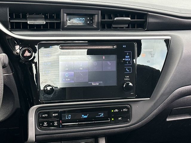 2017 Toyota Corolla LE - 23036663 - 14