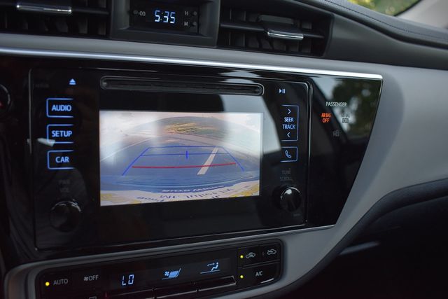 2017 Toyota Corolla LE - 23026073 - 10