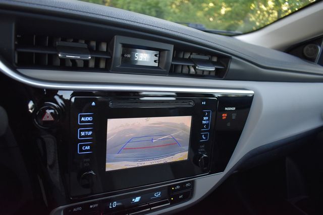 2017 Toyota Corolla LE - 23026073 - 11