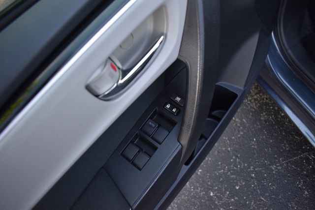 2017 Toyota Corolla LE - 23026073 - 15