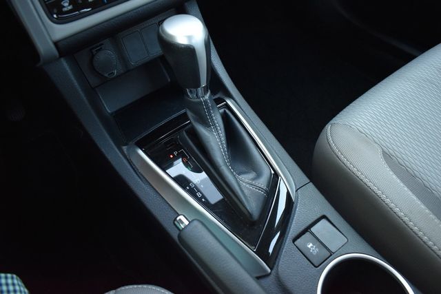 2017 Toyota Corolla LE - 23026073 - 21