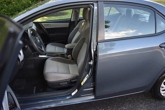 2017 Toyota Corolla LE - 23026073 - 24