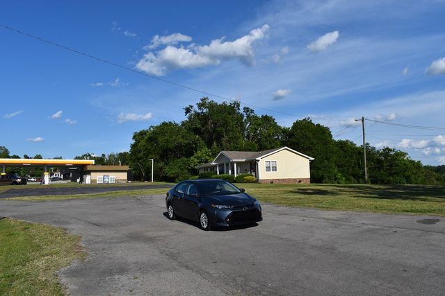 2017 Toyota Corolla LE - 23026073 - 35
