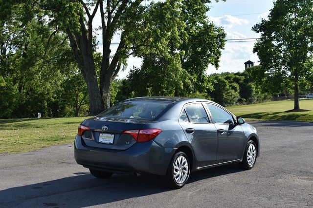 2017 Toyota Corolla LE - 23026073 - 43