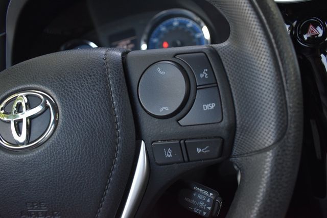2017 Toyota Corolla LE - 23026073 - 8