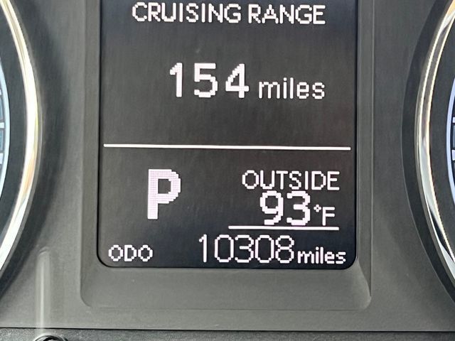 2017 Toyota Corolla LE - 23067989 - 21