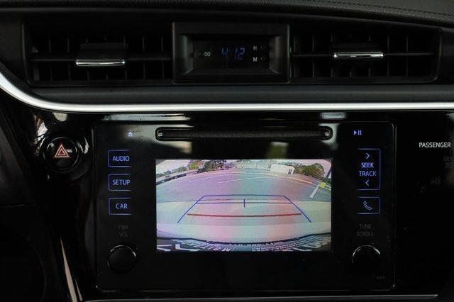 2017 Toyota Corolla LE - 23024626 - 37