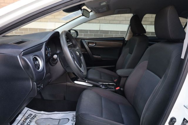 2017 Toyota Corolla LE - 23097612 - 16