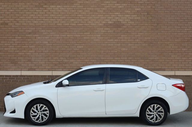 2017 Toyota Corolla LE - 23097612 - 1