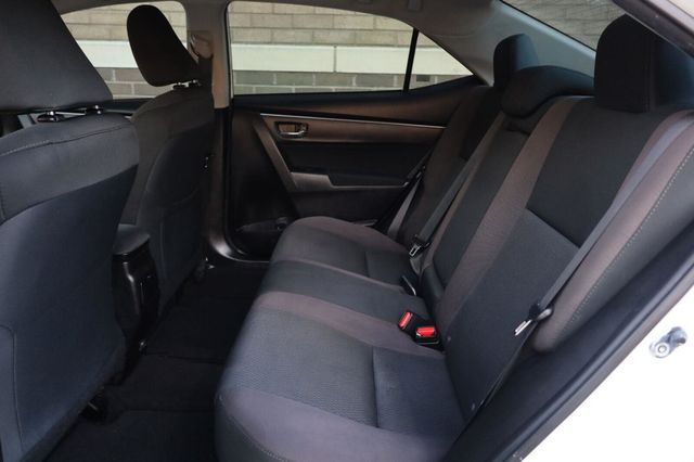 2017 Toyota Corolla LE - 23097612 - 19