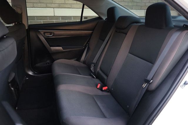 2017 Toyota Corolla LE - 23097612 - 20