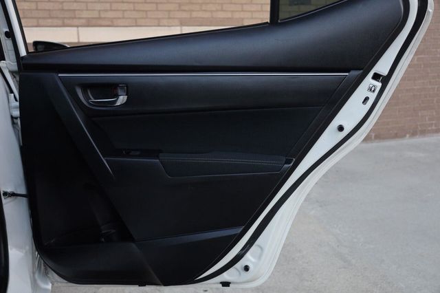 2017 Toyota Corolla LE - 23097612 - 21