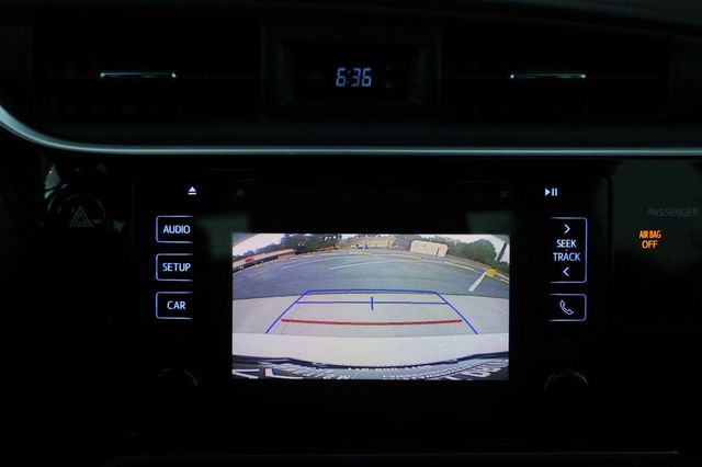 2017 Toyota Corolla LE - 23097612 - 36