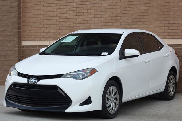 2017 Toyota Corolla LE - 23097612 - 4