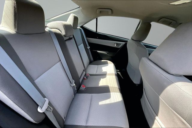 2017 Toyota Corolla LE - 23035923 - 13