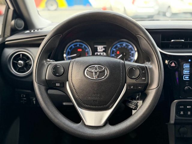 2017 Toyota Corolla LE 4dr Sedan - 22983738 - 11