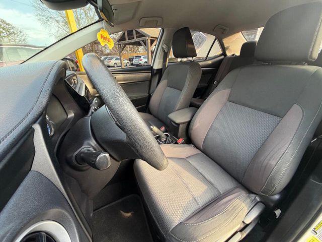 2017 Toyota Corolla LE 4dr Sedan - 22983738 - 1