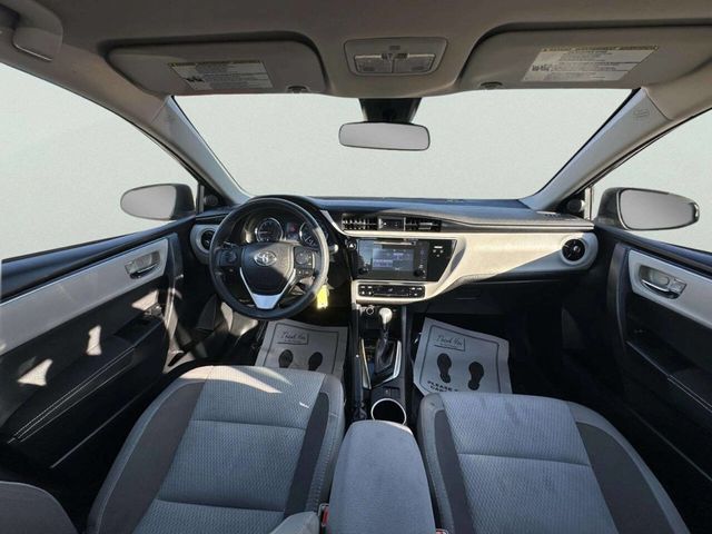 2017 Toyota Corolla LE 4dr Sedan - 22961270 - 12