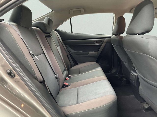 2017 Toyota Corolla LE 4dr Sedan - 22963294 - 17