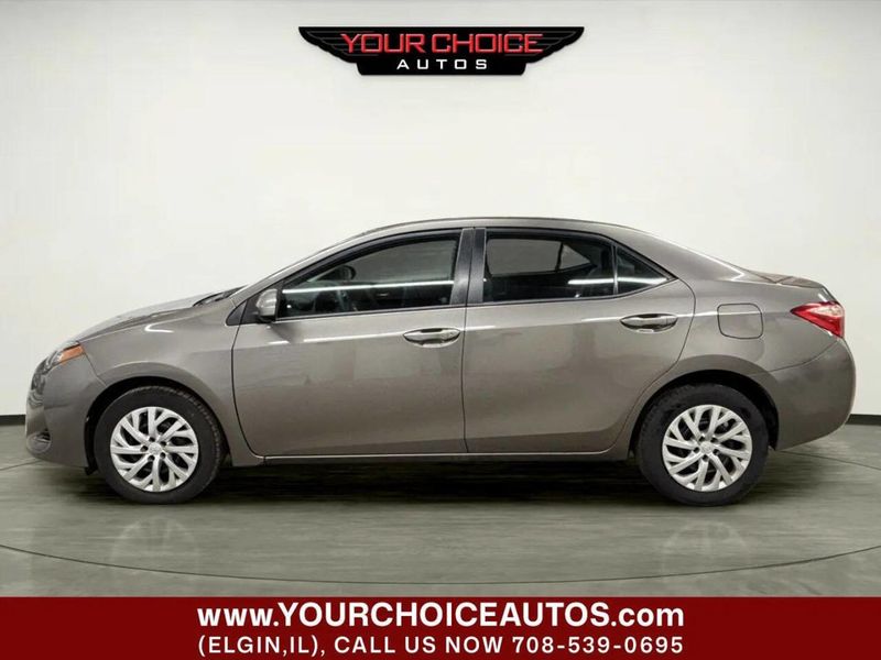 2017 Toyota Corolla LE 4dr Sedan - 22963294 - 1