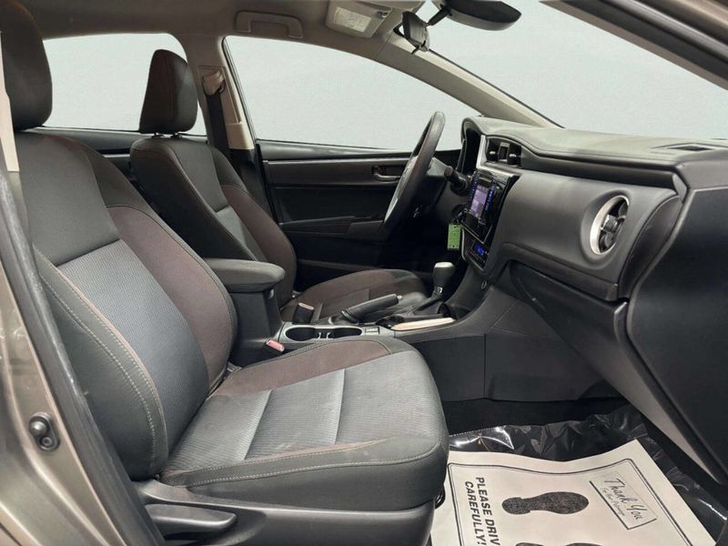 2017 Toyota Corolla LE 4dr Sedan - 22963294 - 20