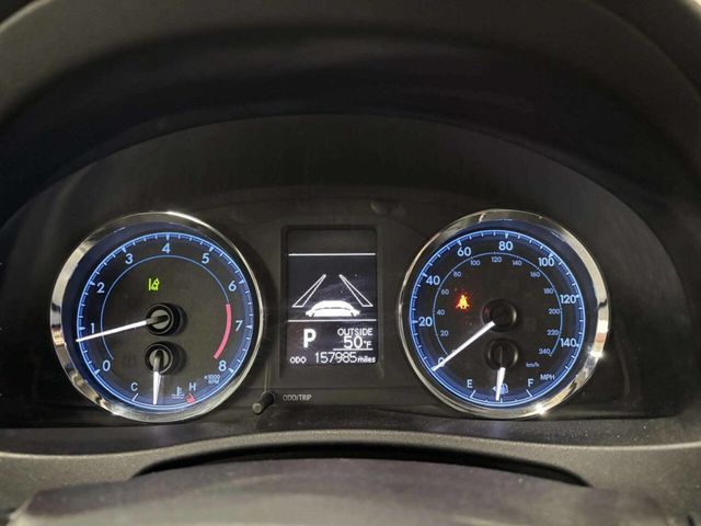 2017 Toyota Corolla LE 4dr Sedan - 22963294 - 32