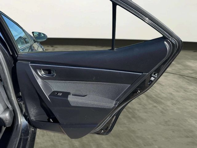 2017 Toyota Corolla LE 4dr Sedan - 22993961 - 16