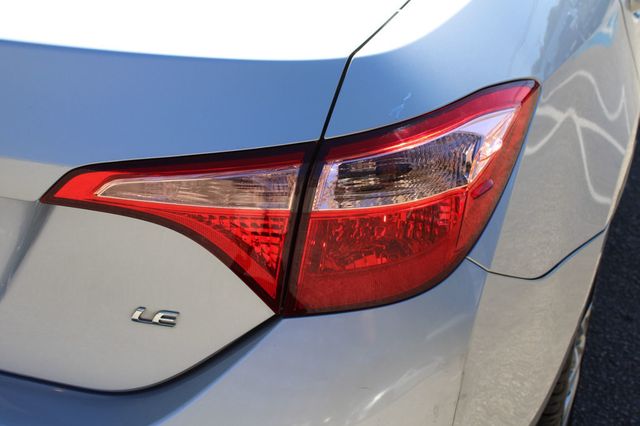 2017 Toyota Corolla LE CVT - 23102053 - 9