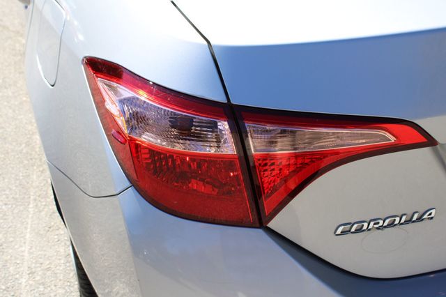 2017 Toyota Corolla LE CVT - 23102053 - 10