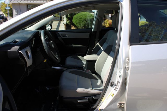 2017 Toyota Corolla LE CVT - 23102053 - 12