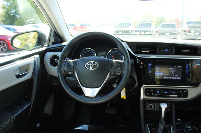 2017 Toyota Corolla LE CVT - 23102053 - 13