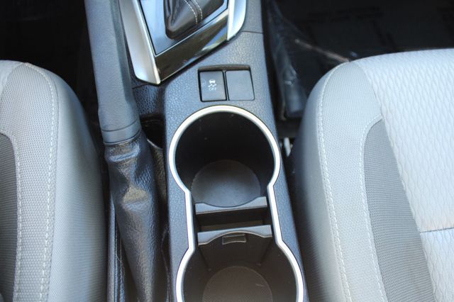 2017 Toyota Corolla LE CVT - 23102053 - 19