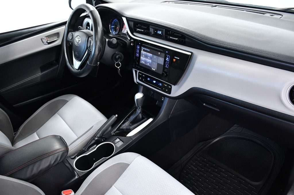 2017 Toyota Corolla LE CVT - 22854590 - 16
