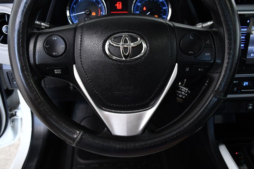 2017 Toyota Corolla LE CVT - 22854590 - 19